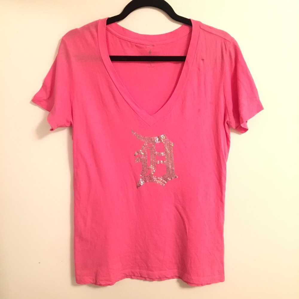 Pink Detroit Tigers V-neck